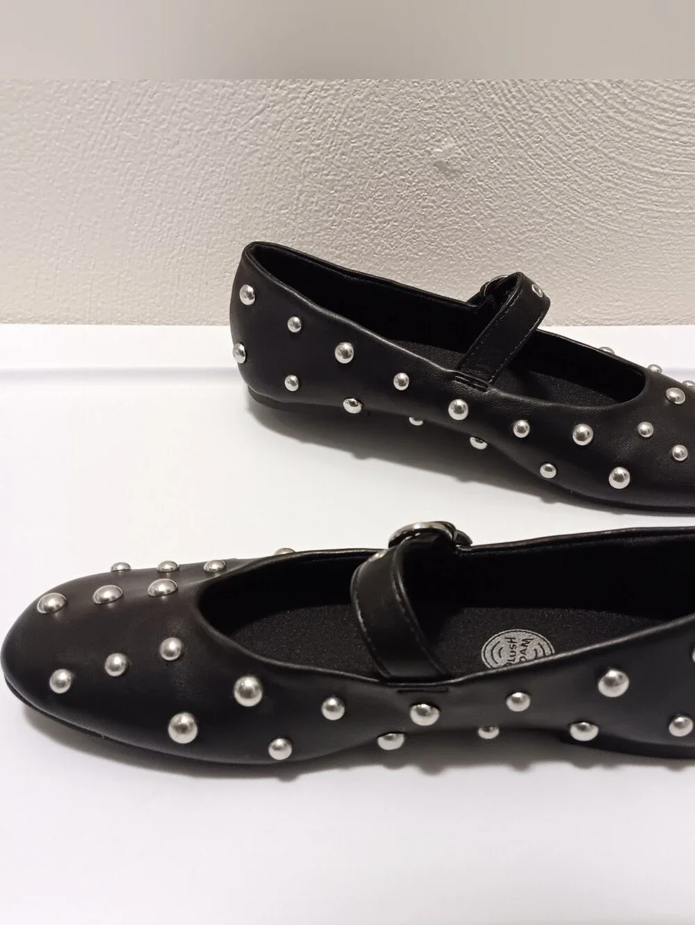 Rocket Dog| Studded Black Mary Jane Flats Preppy Edgy Sz 8.5